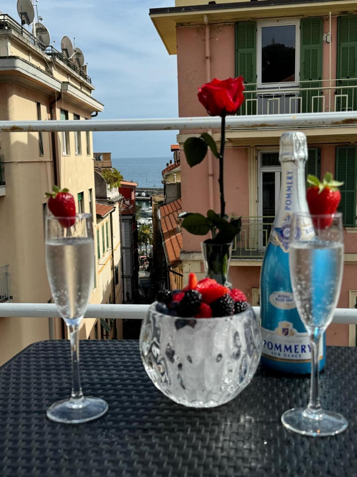 Casa Sarah Lejlighed Sanremo Eksteriør billede